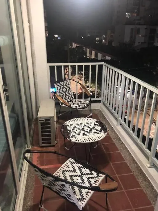 Apartamento Excalibur 5D Junto Al Mar Gaira Apartment