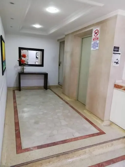 Apartamento Excalibur 5D Junto Al Mar Gaira Apartment