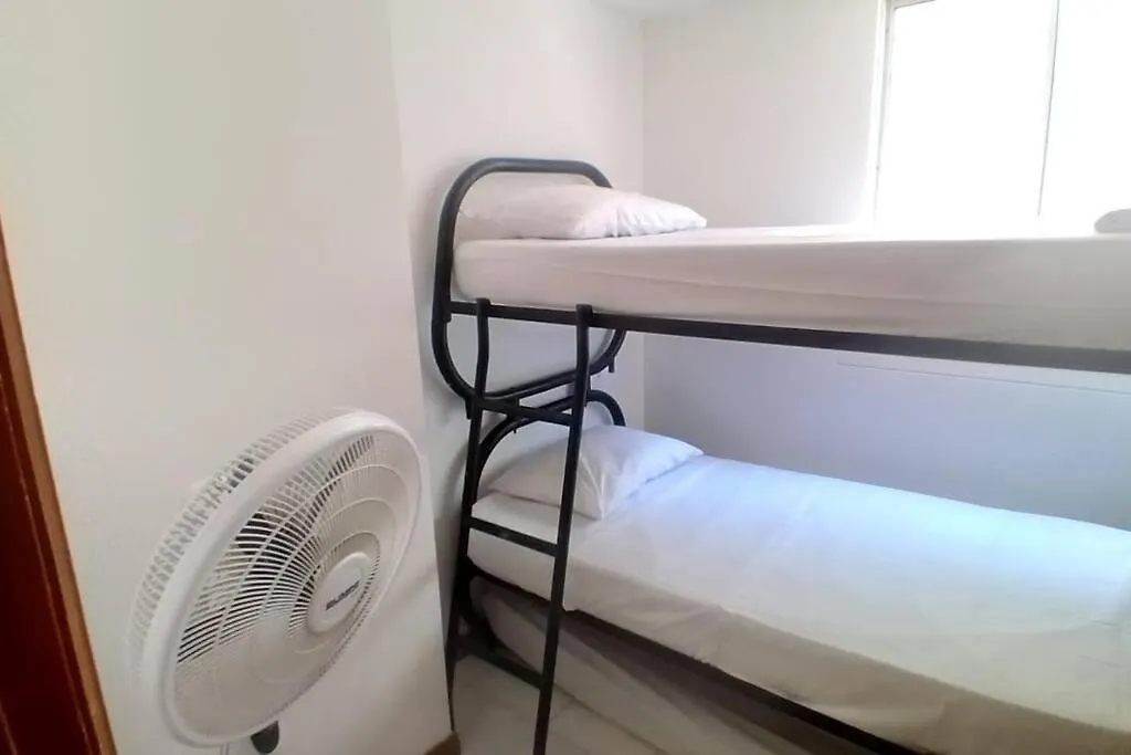 Apartamento Excalibur 5D Junto Al Mar Gaira 0*,