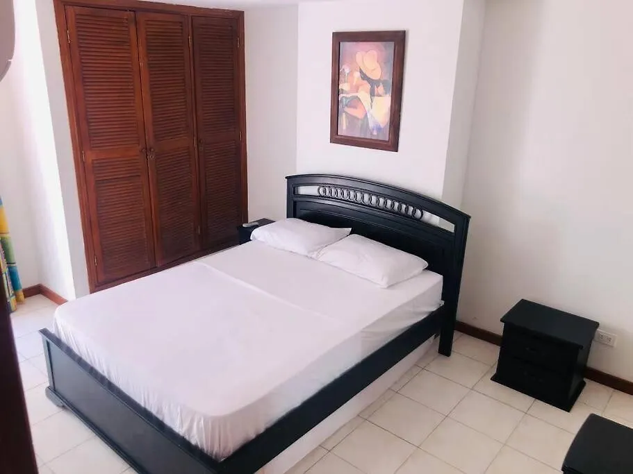Apartamento Excalibur 5D Junto Al Mar Gaira 0*,  Colombia